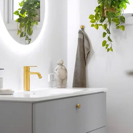 Vakantiehuis Architect-designed Close To The Water Bøtø By