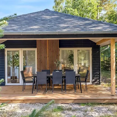 Architect-designed Close To The Water * Bøtø By