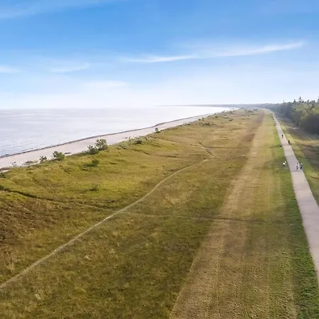 Architect-designed Close To The Water Vakantiehuis