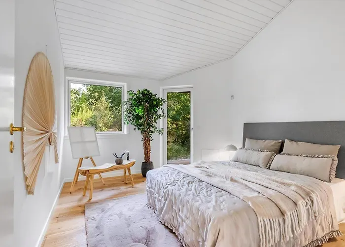 Architect-designed Close To The Water Bøtø By